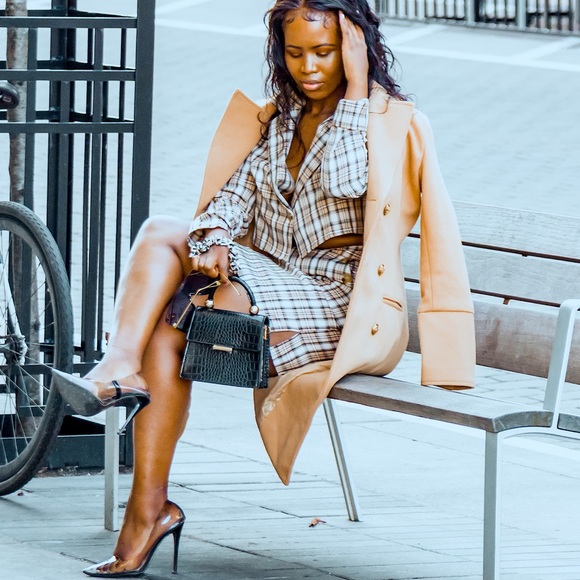 Golden Longline Coat - Picture 3 of 8